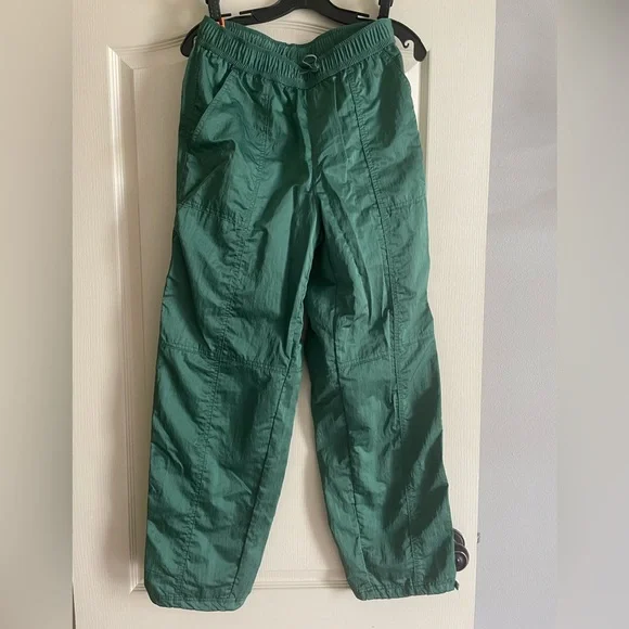 Wild Fable Green Women's High-Rise
Toggle Parachute Pants S - Picture 4 of 7